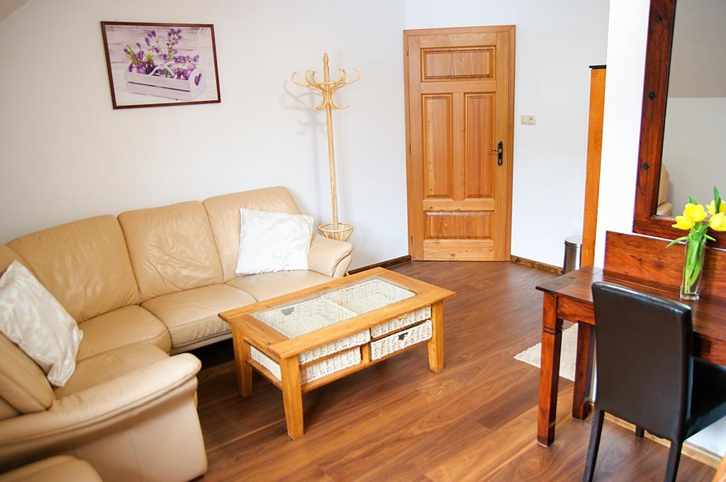Vila Pod Branou โปปรัด ภายนอก รูปภาพ