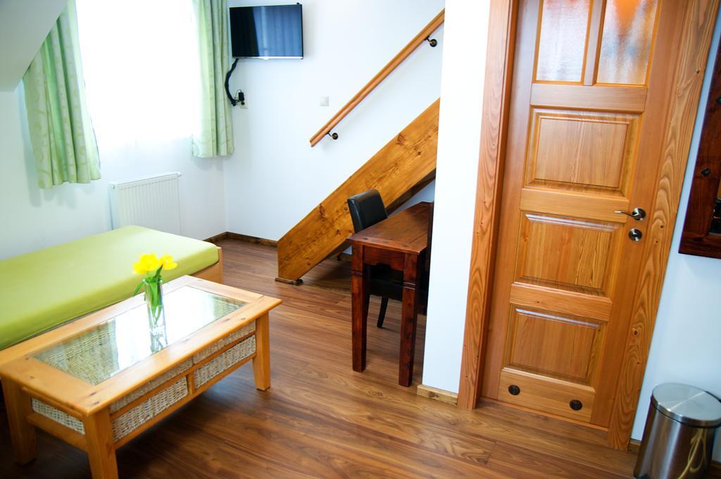 Vila Pod Branou โปปรัด ภายนอก รูปภาพ