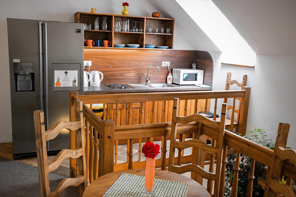Vila Pod Branou โปปรัด ภายนอก รูปภาพ